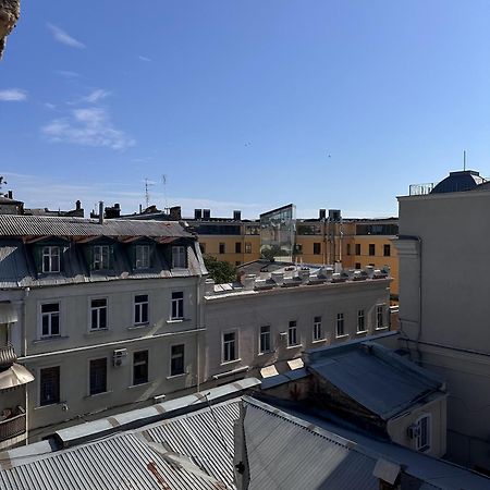 White Door Apartments Mansard Heart Of Odessa 2 Zewnętrze zdjęcie